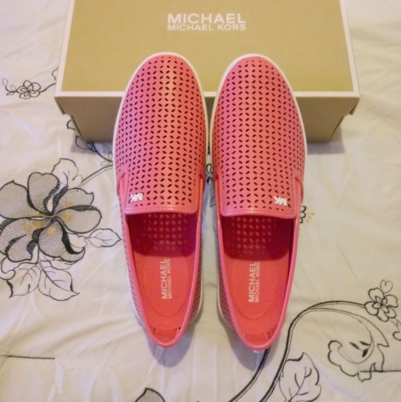 Michael Kors Olivia Slip On Sneakers - Picture 8 of 16